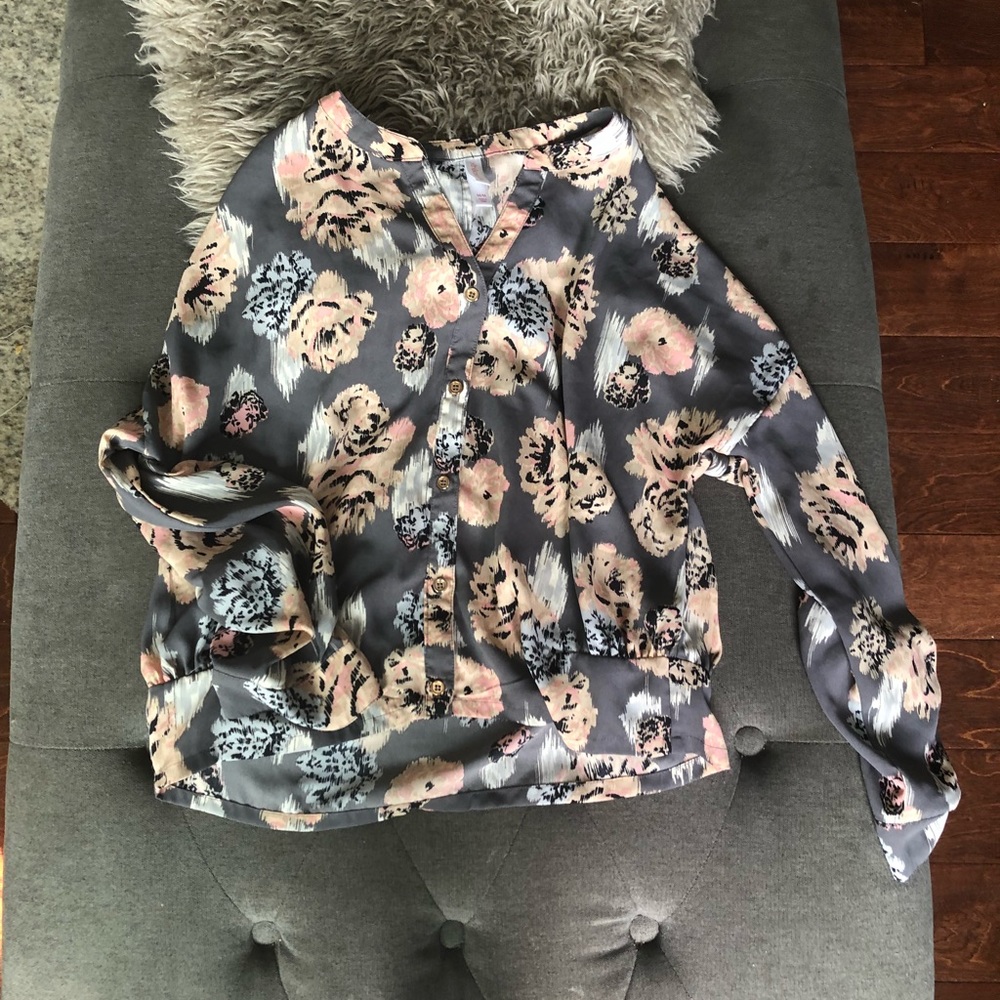 Xhilaration Floral Blouse